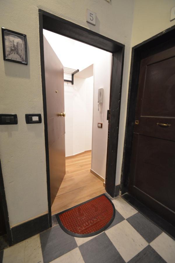 Vico Durazzo Apartment Genua Exteriör bild