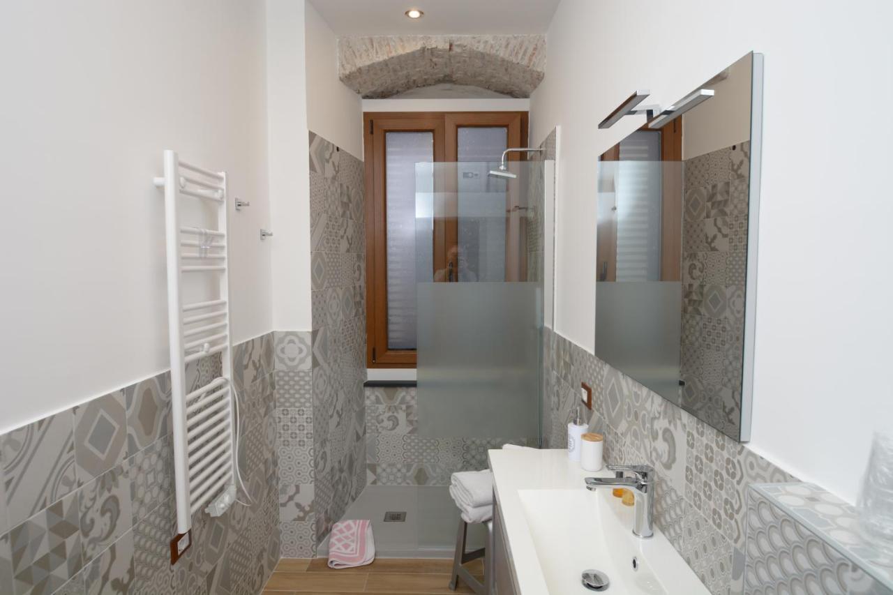 Vico Durazzo Apartment Genua Exteriör bild